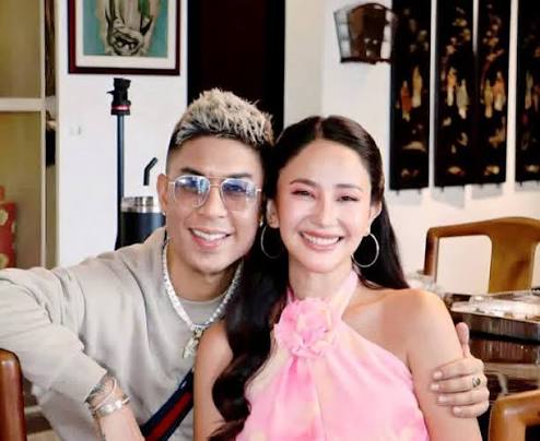 Wow, ang sweet at nakakakilig tingnan nina Kris Lawrence at Katrina Halili sa latest photo nila! ❤️ Ramdam talaga Ang pagmamahal Sa isa't Isa. Wishing them more happiness, love, and beautiful moments