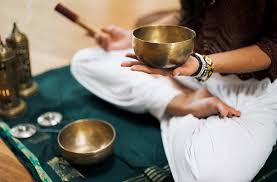 Detox tinh thần với liệu pháp chuông xoay Tây Tạng - Chữa Lành Việt Nam