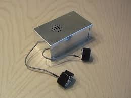 To do this, we use a lie detector, also called a « polygraph ». Fun With A Lie Detector 5 Steps Instructables