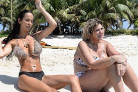 Poi, ha vinto il grande fratello vip. Nadia Rinaldi E Paola Di Benedetto Riammesse Sull Isola Dei Famosi Per I Lettori Di Fanpage It
