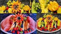 Fruit Platter Ideas | CATERING STYLE | Fruit Tray to Impress [PARTY  FAVORITE in 10 MINUTES!]