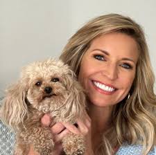 Meet Annie Starke, Glenn Close's lookalike TV chef daughter: the actress is  besties with JFK's great-niece and Bruce Willis' daughter, starred