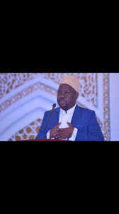 Kwa niaba ya Wakurugenzi wa Clouds Media @josephkusaga na Malkia wa Nguvu  Sheba Kussaga, @bdozen ameiongoza team ya Clouds Media katika kuwasilisha  salamu za pole na faraja kwa mwenzetu @kenedytheremedy ambaye ameondokewa