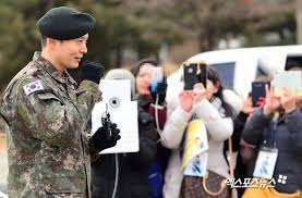 Joo Won Termina Su Servicio Militar 5 Feb 2019 Servicio Militar Joo Won Militar