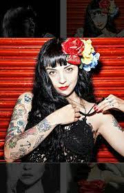 Toca varios instrumentos y sus. Pin By Soul Amanda Gracie On Mon Laferte Hero Girl Women In Music Girl Tattoos