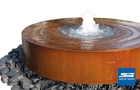 Cortenstahl Gartenbrunnen Quot Rundtisch Quot In Verschiedenen Grossen Der Wassertisch Nun Auch In Einer Runden Ausfuhrung Gartenbrunnen Cortenstahl Brunnen