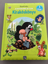 Kirakós könyvünk térképoldalai magyarország legérdekesebb látnivalóit, világörökségeit és azok elhelyezkedését mutatják be színes grafikákkal. Kisvakond Jatszik Kirakoskonyv Puzzlebook Zdenek Miler Der Kleine Maulwurf Has 5 Puzzle Activity Pages Beautiful Full Color Krtek The Mole Bibleinmylanguage