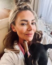 This pup hugs. I've not really had a dog that cuddles but she will put a  paw either side of your neck and just stay there. #cuddles #snuggles #puppy  #puppylove #mygirl #6monthsold #