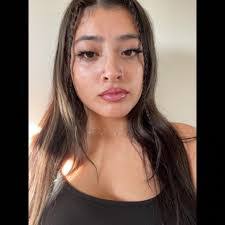 Shawna Castillo's Instagram, Twitter & Facebook