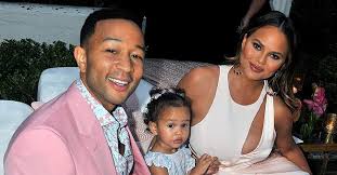 Last march, when teigen briefly left twitter. Chrissy Teigen Has An Older Sister Meet Tina Teigen