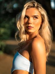 Caroline Gregory (@caroline.gregory) • Threads, Say more