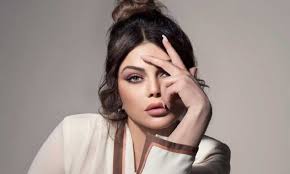 Haifa wehbe — fe youm mn el ayam 03:20. Ø­ÙÙŠØ¯Ø© Ù‡ÙŠÙØ§Ø¡ ÙˆÙ‡Ø¨ÙŠ Øª Ø´Ø¹Ù„ Ù…ÙˆØ§Ù‚Ø¹ Ø§Ù„ØªÙˆØ§ØµÙ„ ÙÙ‡Ù„ ØªØ´Ø¨Ù‡ Ø¬Ø¯ØªÙ‡Ø§ ÙÙŠØ¯ÙŠÙˆ Ø§Ù„Ù‚Ø¯Ø³ Ø§Ù„Ø¹Ø±Ø¨ÙŠ