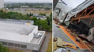 Burza nadciągnęła nad całą naszą metropolię dość nagle i miała bardzo intensywny przebieg. Bhhhqkc1qwckym