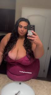 Hey 😋 - HD Porn Pics