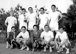 Maria rita, single e psicologa; Draghi La Foto Di Classe Al Liceo Massimo Dai Gesuiti Tra I Compagni Montezemolo E Magalli Corriere It