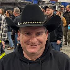 Thanks Gary Tigue for the hat! And thanks to Megan's grandma for the  slickest FR pearl snap I've ever had, I'm not sure if I can let myself burn  it up.