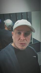 Profile for Mathew Tom Roberts