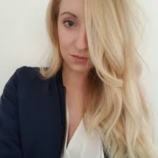 Holly Larkin (larkinlove)