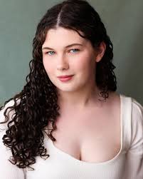 Get @emmacharlotteoneill in a period drama STAT please 💙 Or anything  really as she's such a delightful human to work with! 🫶🏼 Happy Friday  angels 👼 Reminder that Jan & Feb are