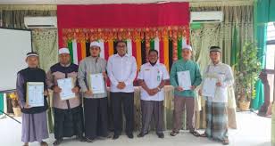 Check spelling or type a new query. Serahkan Ijob Kakankemenag Ajak Pimpinan Ponpes Tpq Agara Ikuti Juknis Kemenag Aceh Singkil