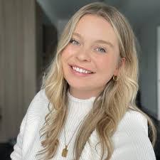 Katherine Colburn's Instagram, Twitter & Facebook