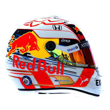 Making his debut in 2015 at 17 years old, verstappen is the youngest driver. 2019 Max Verstappen 1 2 Mini Helmet Formulasports