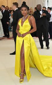 See The Most Stunning Looks On The Met Gala Red Carpet Nice Dresses Fashion Met Gala Red Carpet