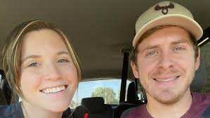 Joy-Anna Duggar Baby Bump, 3rd Child Pregnancy Photos