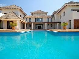 Traumhauser Luxus Immobilien Traumhaus Mit Riesigem Pool Luxus Villa Immobilien Traumhaus