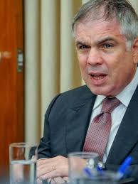 Flávio Rocha pede que governo "troque o chip"