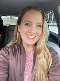 Abby Tibbetts's Instagram, Twitter & Facebook