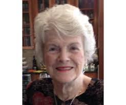 Kelly Yunker's Instagram, Twitter & Facebook