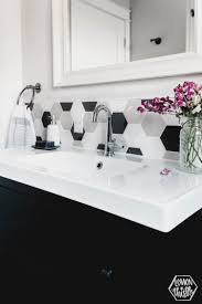 modern black and white bathroom lemon