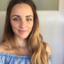 Amber Drane's Instagram, Twitter & Facebook