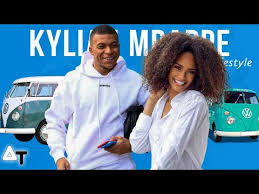 Nuestros juveniles senny mayulu y ethan mbappé firmaron un contrato para seguir formándose en la academia, comunicó el club parisino. Kylian Mbappe Lifestyle Kylian Mbappe Biography Girlfriend Net Worth Cars Alicia Aylies Youtube