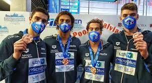 Questo porta miressi a raggiungere la convocazione con la nazionale giovanile per i giochi europei di baku 2015, dove coglie la prima medaglia a livello internazionale nei 100 stile libero, arrivando secondo dietro il britannico duncan scott, ottenendo questo risultato in seguito a una vasca di ritorno molto veloce, caratteristica che. Europei Budapest 2021 Record Di Miressi Bronzo Agli Azzurri Nella 4x100 Stile Libero