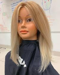 blonde babe 🤍 I achieved this look by doing a FULL foil with tip outs!  Swipe for before! #cosmetologystudent #cosmetologyschool #blonde #blondie  #fullfoil #highlights #balayage #bostonstylist #boston #massachusetts  #masshairstylist #bostonblondes ...