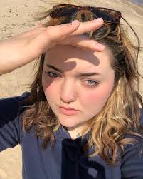 Ellery Brown (@eeniledam) • Instagram photos and videos