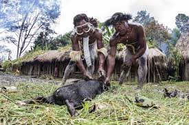 Cận cảnh bộ lạc Indonesia sống hoang dã nhất hành tinh