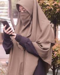 Gambar wanita muslimah bercadar cantik dan anggun. 25 Ide Gambar Muslimah Bercadar Gambar Wanita Gaya Hijab