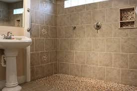 Yes A Shower With No Door No Curb And No Curtain Just Walk In Shower No Door Bathroom Remodel Shower Bathroom Design Small