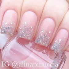 Uñas postizas negras con dorado. Nuestras 15 Unas Rosa Favoritas Para Quinceanera Quinceanera Es Unas Decoradas Color Rosa Unas Para Quinceaneras Unas Para Novia