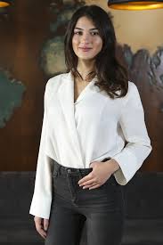 Gizem güneş, 30 kasım 1995 senesinde i̇stanbul'da doğmuştur. Gizem Gunes