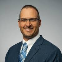 Robin Prowse's Instagram, Twitter & Facebook