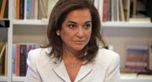 «και εγώ θα ήθελα να ήμουν η σίντι κρόφορντ». To Xioymoristiko Tweet Ths Mpakogiannh Gia To Ypsos Ths Fwto Tempo24 News