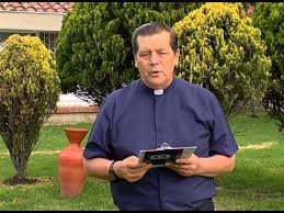 López también se conoció por su labor social en barrios de bogotá. Bravissimo Monsenor Alirio Lopez Domingo 21 De Junio 2015 Youtube