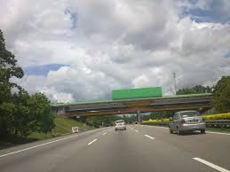 Seperti yang sedia maklum, jalan raya kita hanya mampu menampung had berat yang tertentu. Menara Kehidupan Tip Pemanduan Di Highway