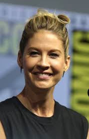 You are watching the movie krippendorf's tribe. Jenna Elfman Wikipedia
