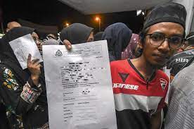 If you are traveling through states that otherwise don't honor your permit(s) then you can either attempt to research and the world is a small place and gun owners like to travel as much as anyone else. Technology Could Have Prevented The Interstate Movement Request Swarm In Malaysia