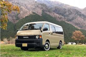 ハイエース200系 丸目換装 クラシックカスタム fd classic ベージュカラー ホワイトリボンタイヤ toyota hiace 200 round headlight conversion ハイエース トヨタ ランドクルーザー アウトドア 車